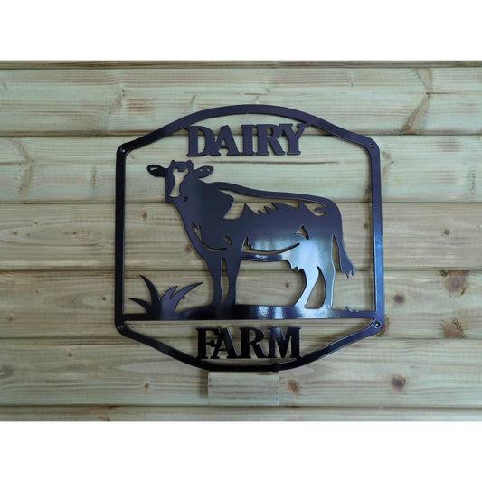 Farm Entrance Sign – Dairy Cow Design